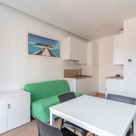 Cimiano Suite 21, New Apartment Milano Eksteriør billede