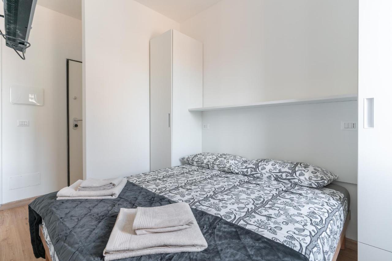 Cimiano Suite 21, New Apartment Milano Eksteriør billede