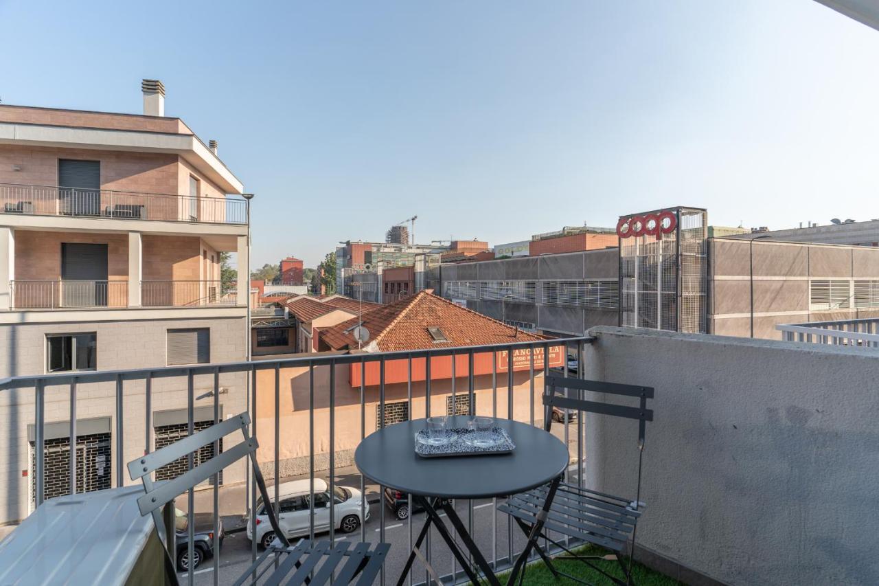 Cimiano Suite 21, New Apartment Milano Eksteriør billede