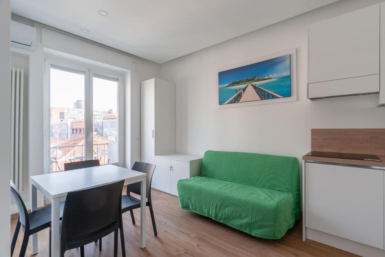 Cimiano Suite 21, New Apartment Milano Eksteriør billede